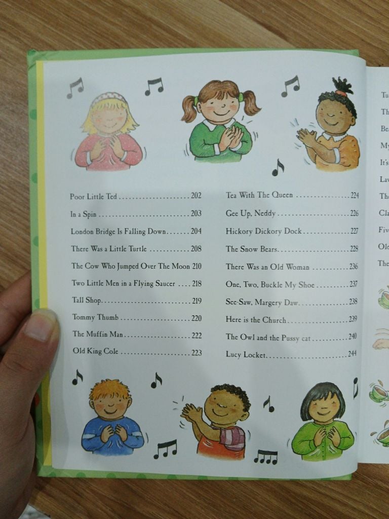 Over 150 Stories and Rhymes for your little one  Parragon Books - Ảnh thực tế 7