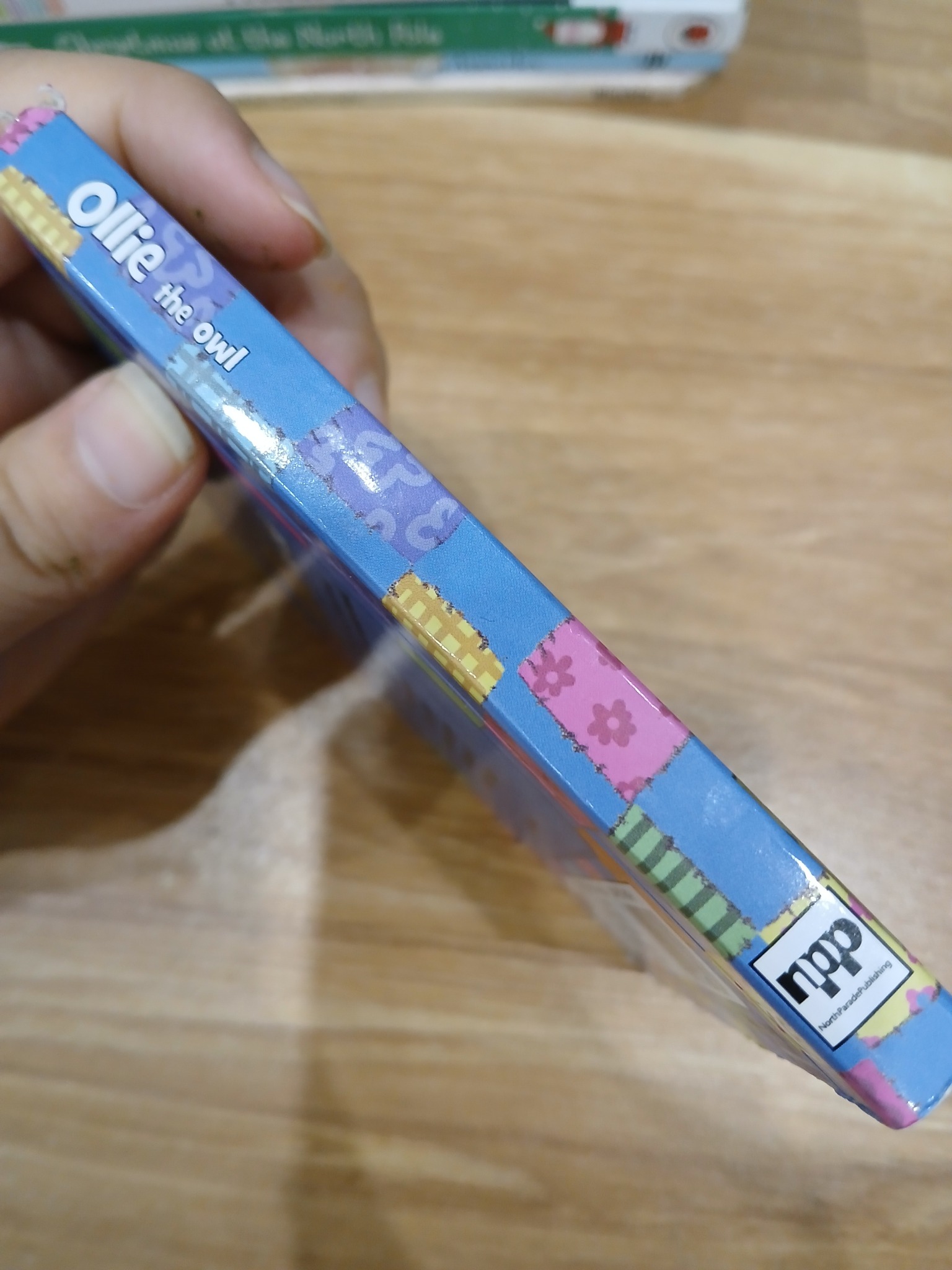 Ollie the Owl Tác giả: Jo Joof