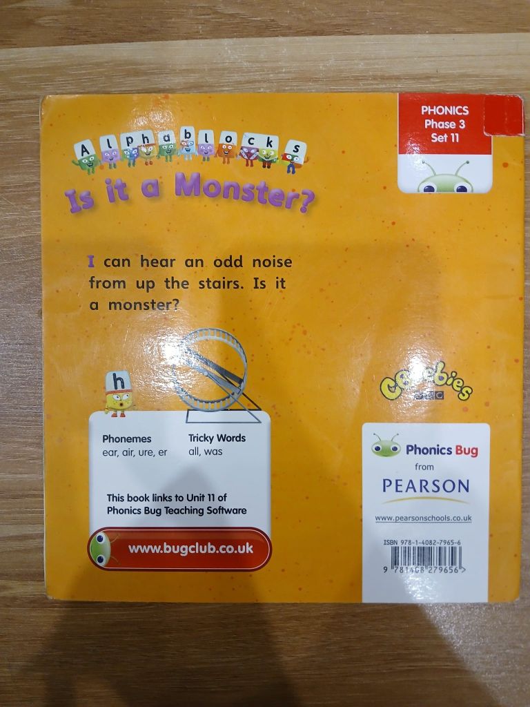 Alphablocks: Is it a Monster? - Joe Elliot & Neil Sutherland - Ảnh chụp thực tế