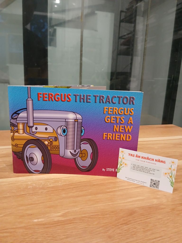 Fergus the Tractor: Fergus Gets a New Friend - Steve Burnside - Friendship, Farm Life, Vehicles, Loneliness, Kindness - Ảnh thực tế 8