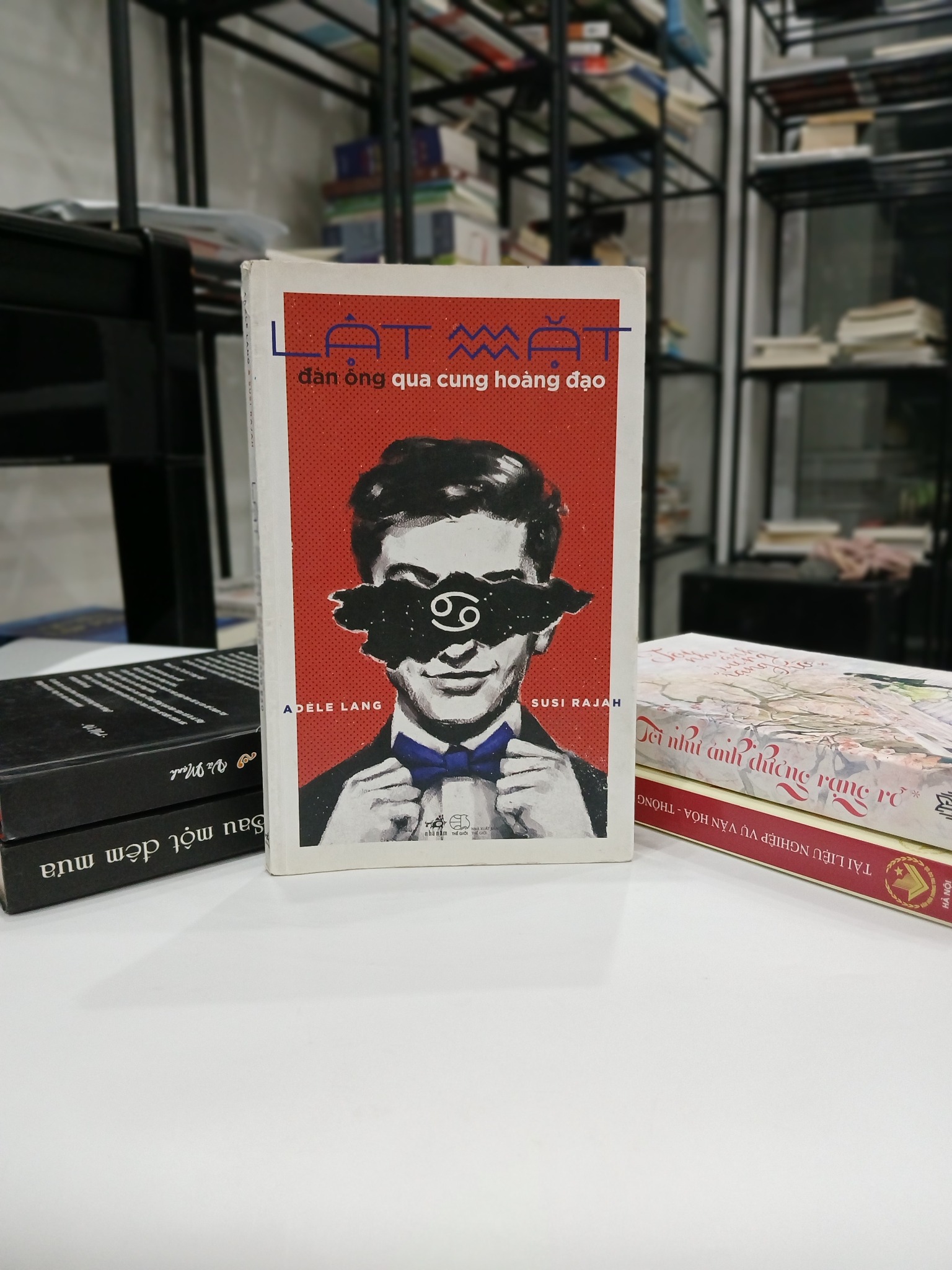 Lật Mặt Án Cung Đình Hoàng Đạo