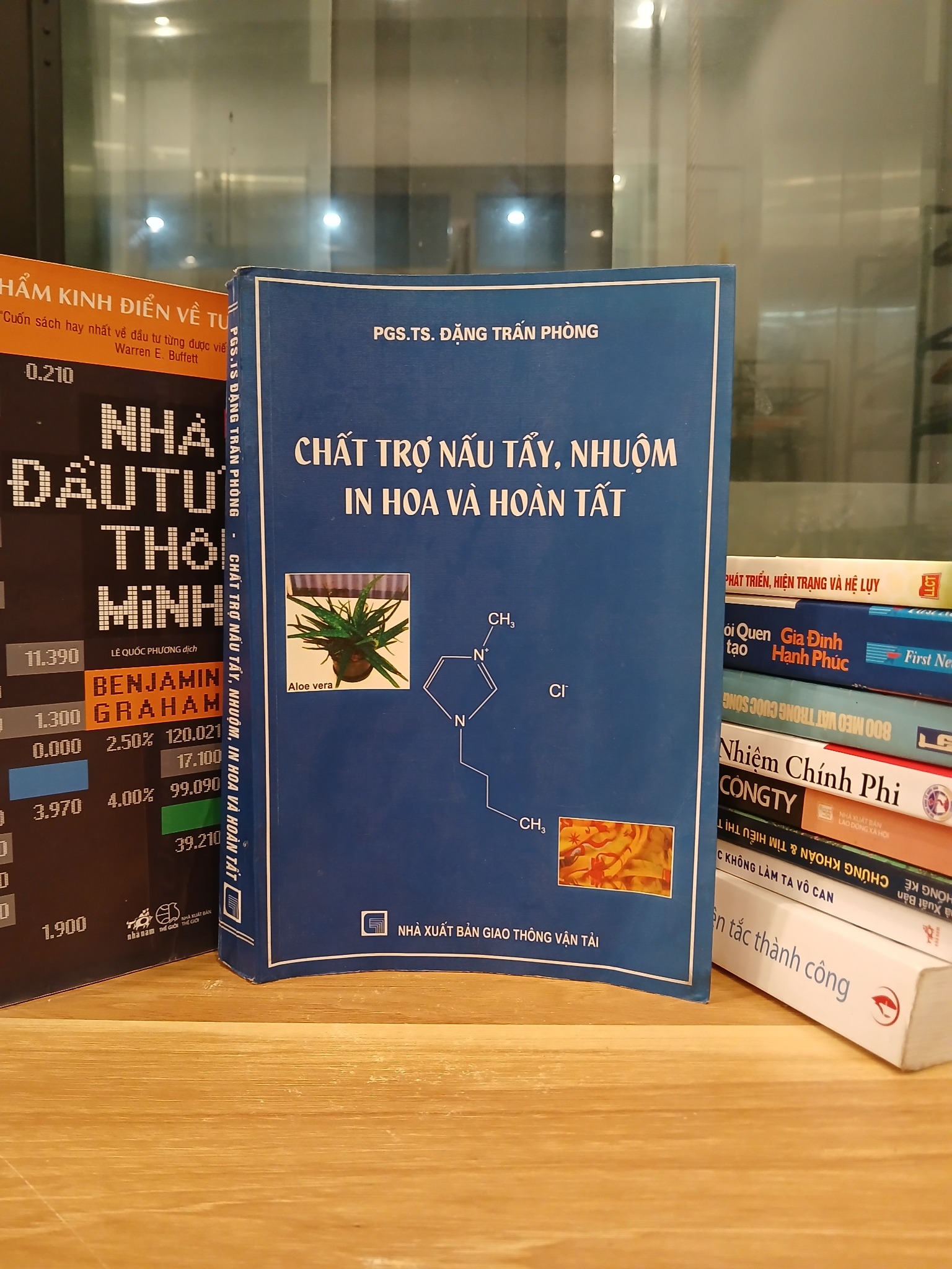 Chất trợ hóa tẩy, nhuộm in hoa và hóa chất - PGS.TS Đặng Trấn Phòng
