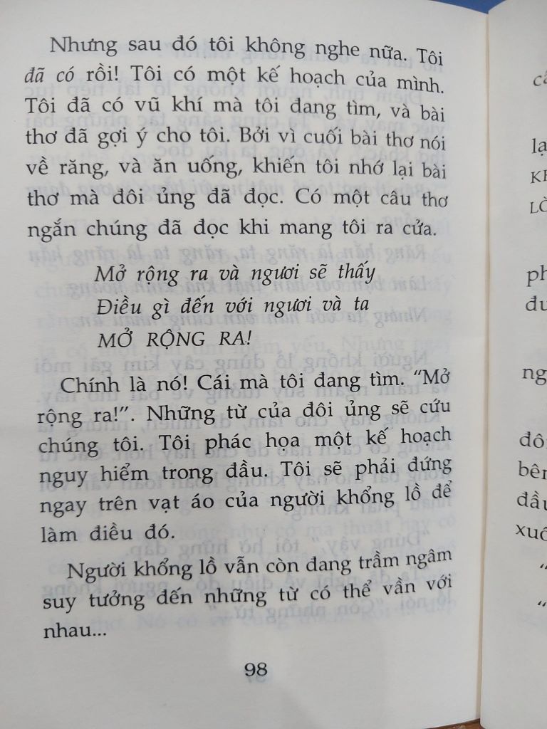 Đôi ủng ma - Richard Kennedy - Ảnh thực tế 10