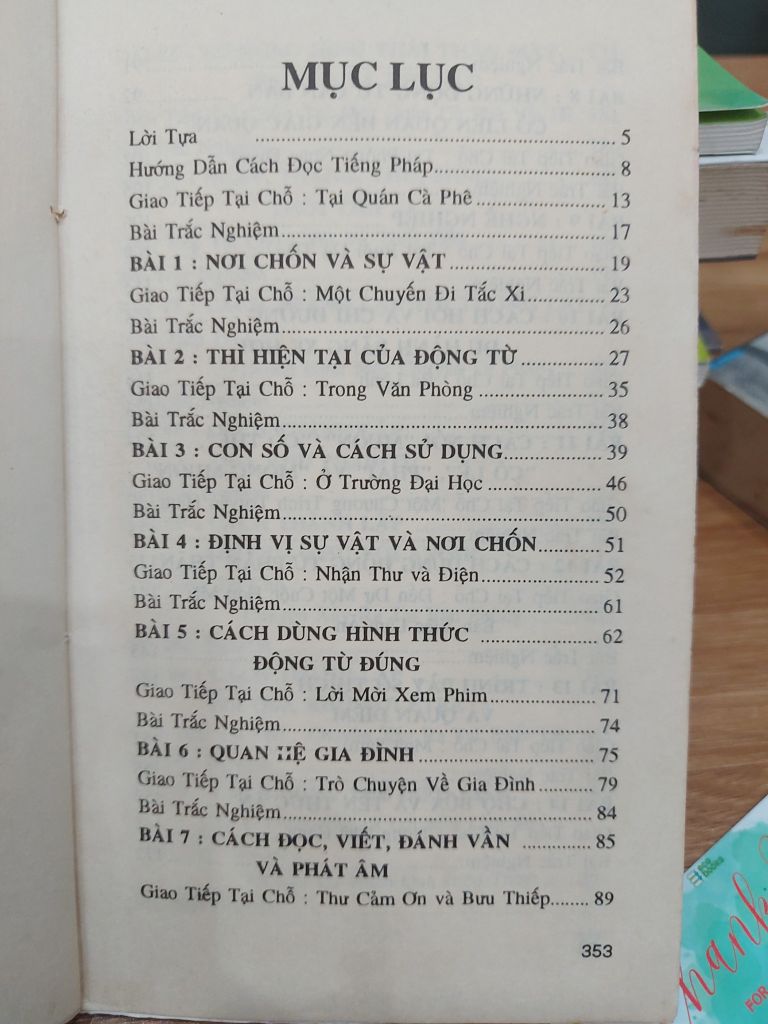 Hướng dẫn giao tiếp tiếng Pháp - Nguyễn Thị Ánh Hồng (Biên dịch) - Ảnh thực tế 4