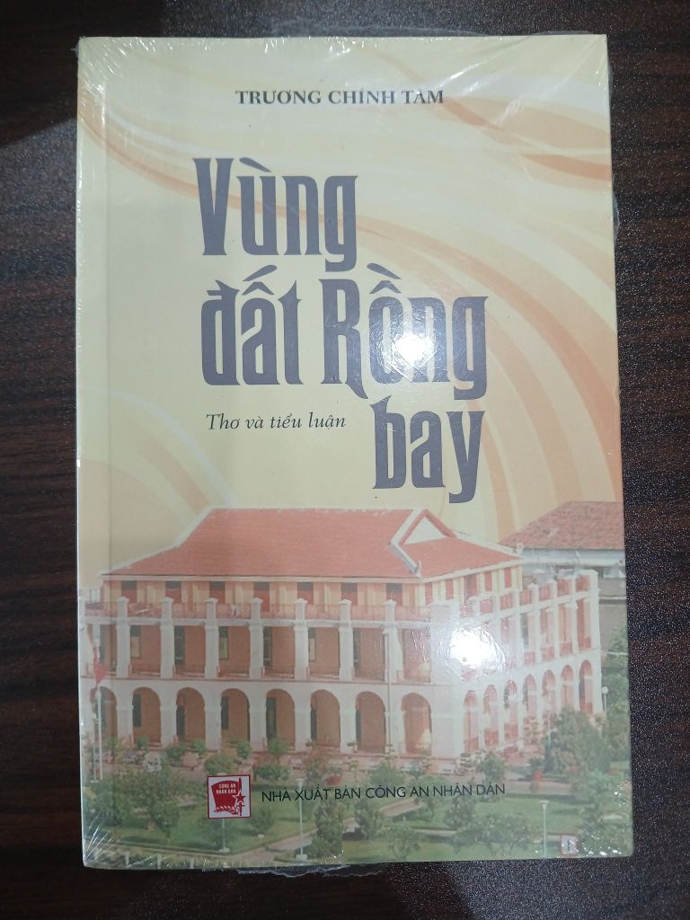 Vùng đất Rồng bay