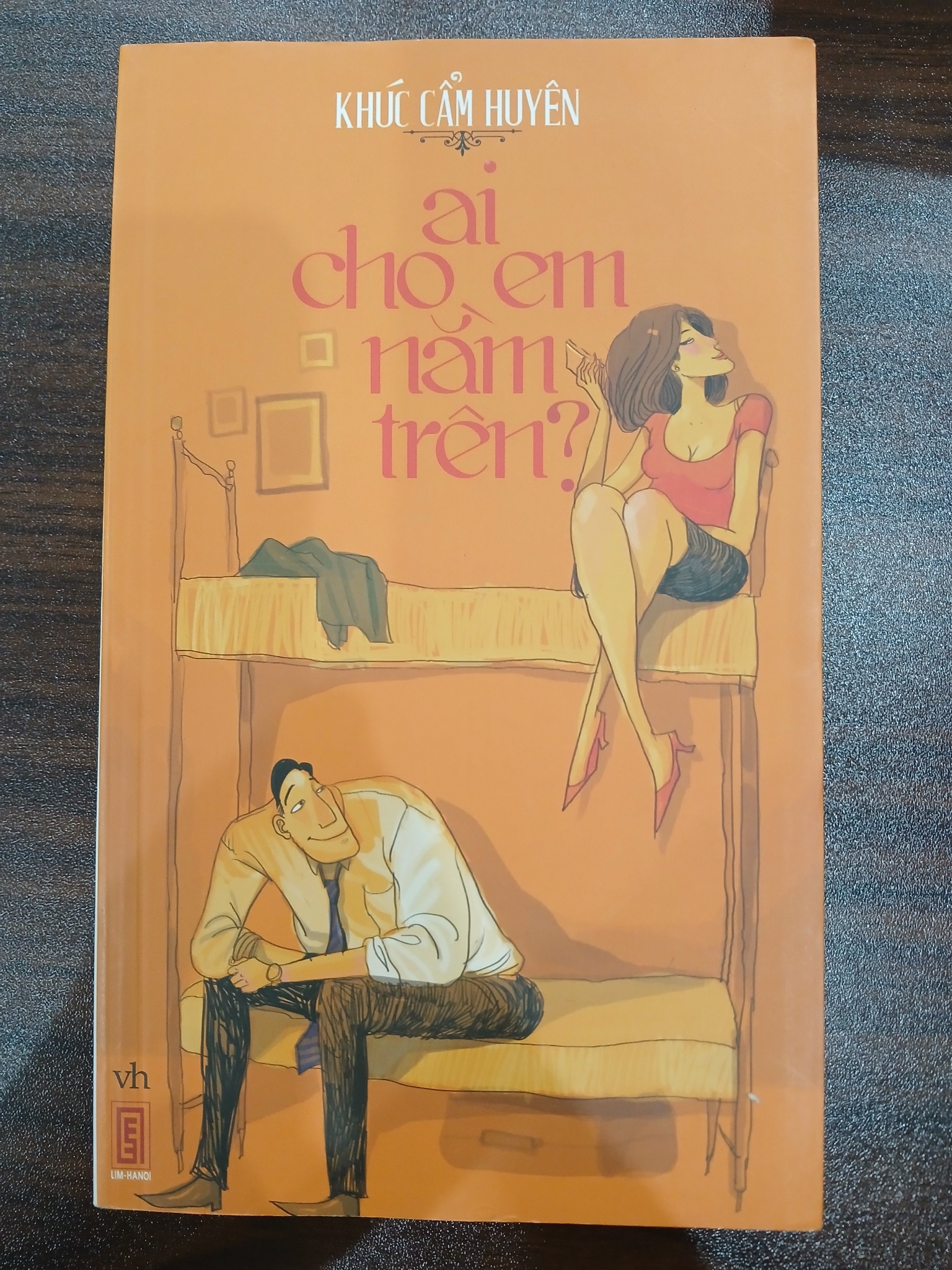 Ai cho em nằm trên?