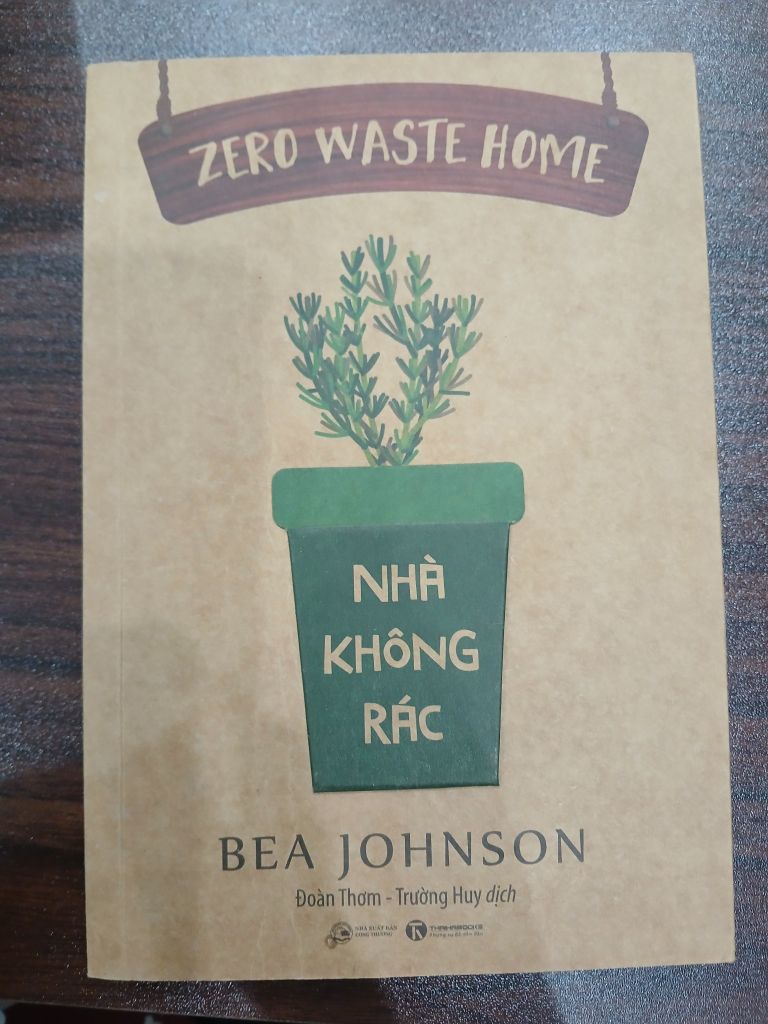 Nhà Không Rác