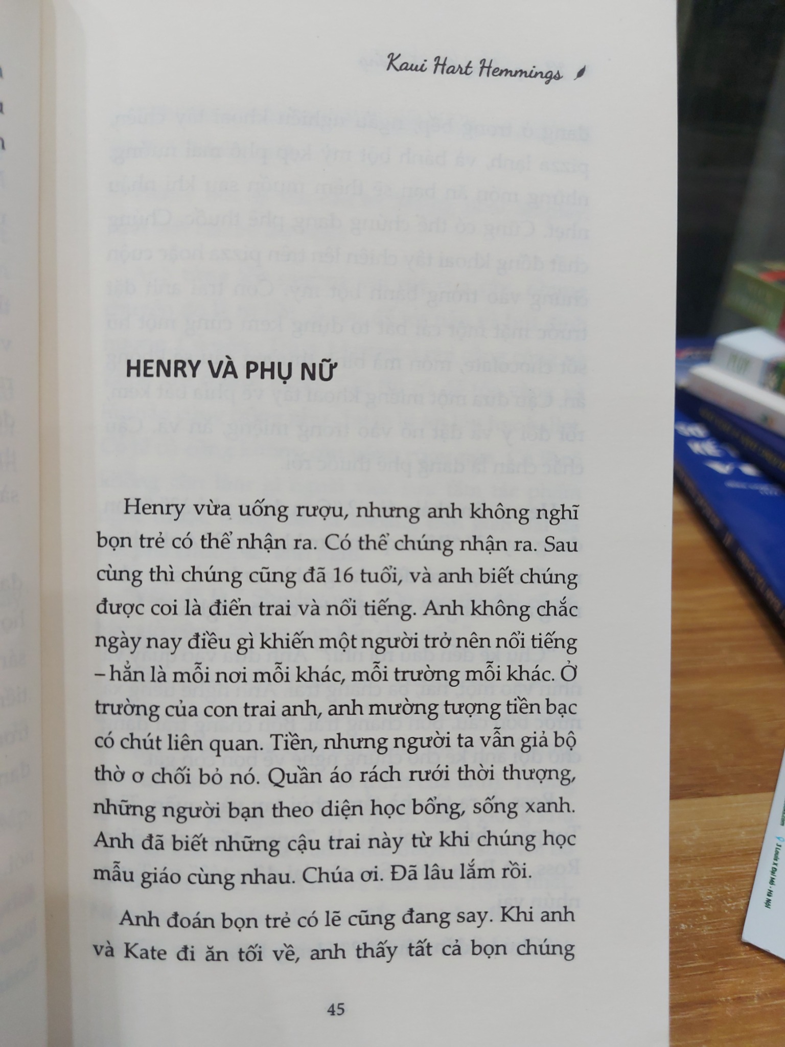 Không Chồng Tôi Vẫn Sống – KAUI HART HEMMINGS