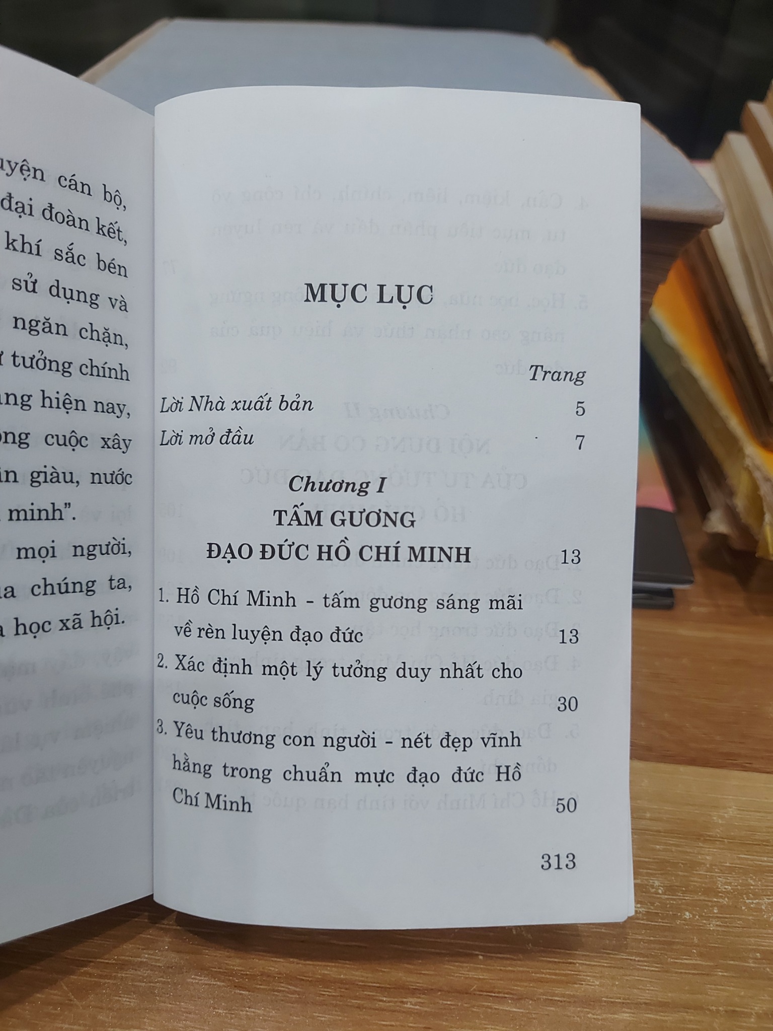 HỌC TẬP ĐẠO ĐỨC BÁC HỒ – VŨ KHIÊU