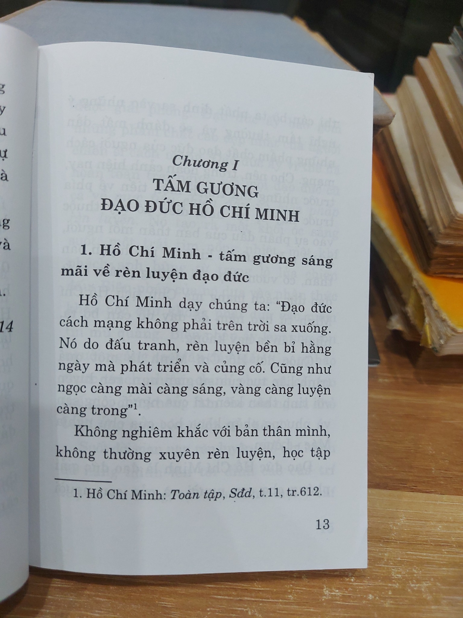 HỌC TẬP ĐẠO ĐỨC BÁC HỒ – VŨ KHIÊU