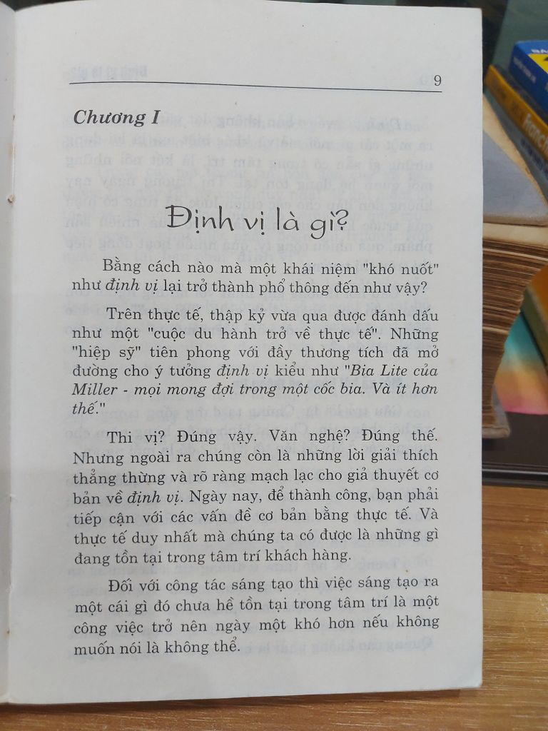 ĐỊNH VỊ: TRẬN CHIẾN VỀ TRÍ LỰC NGÀY NAY – Al Ries and Jack Trout - Ảnh thực tế 8