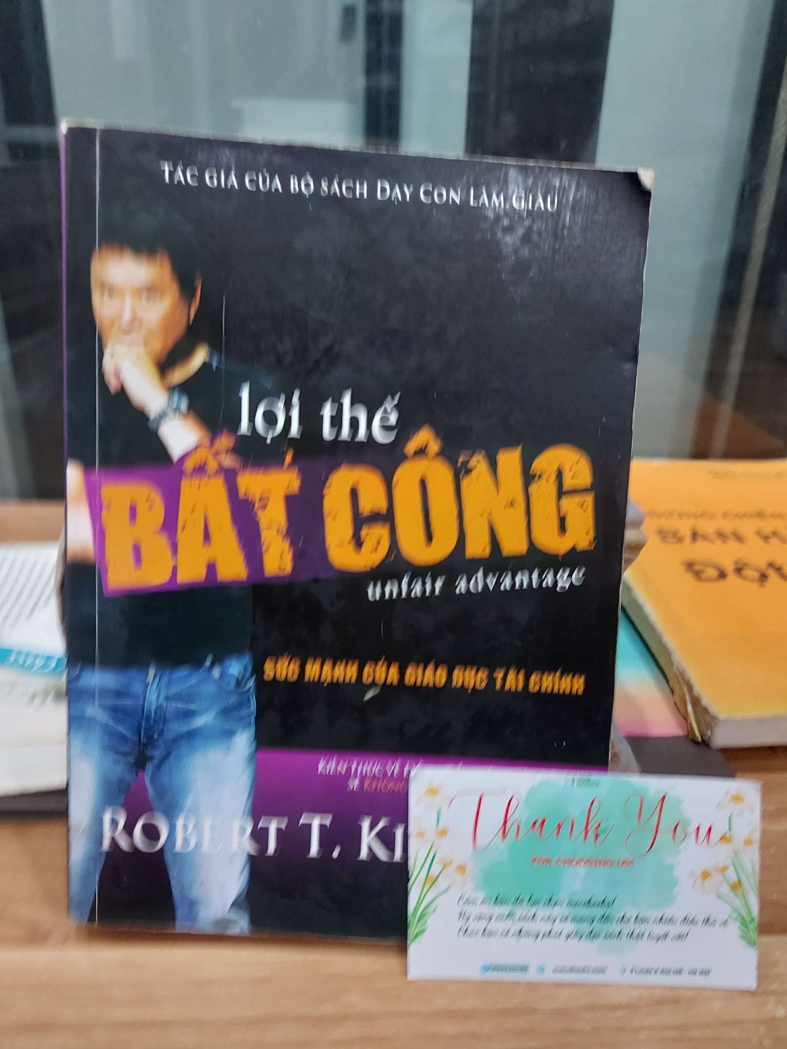 lợi thế BẤT CÔNG – ROBERT T. KIYOSAKI