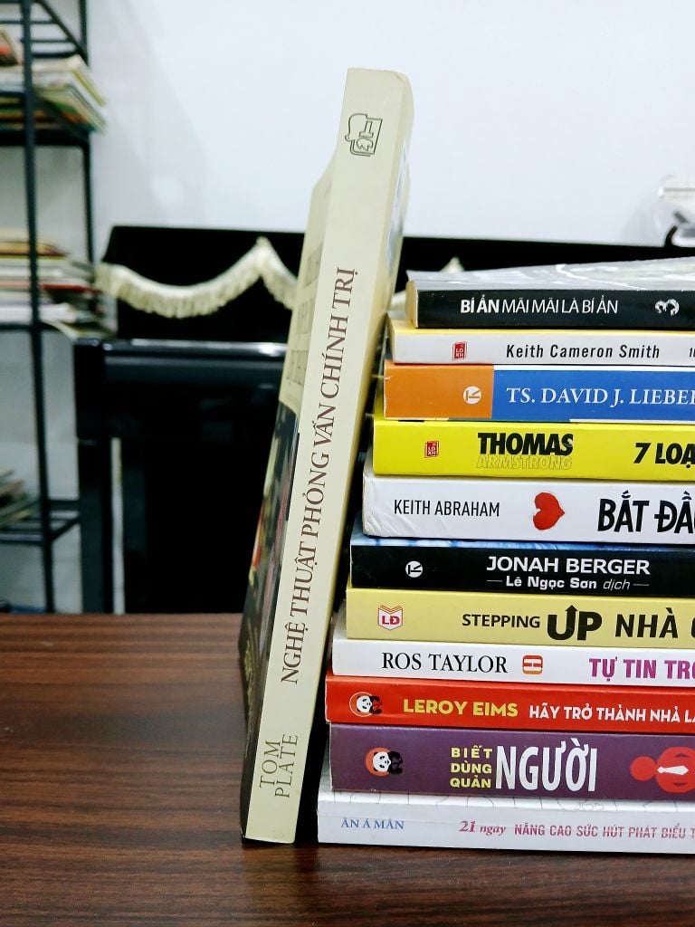 Nghệ thuật phỏng vấn chính trị – Tom Plate - Ảnh thực tế 3