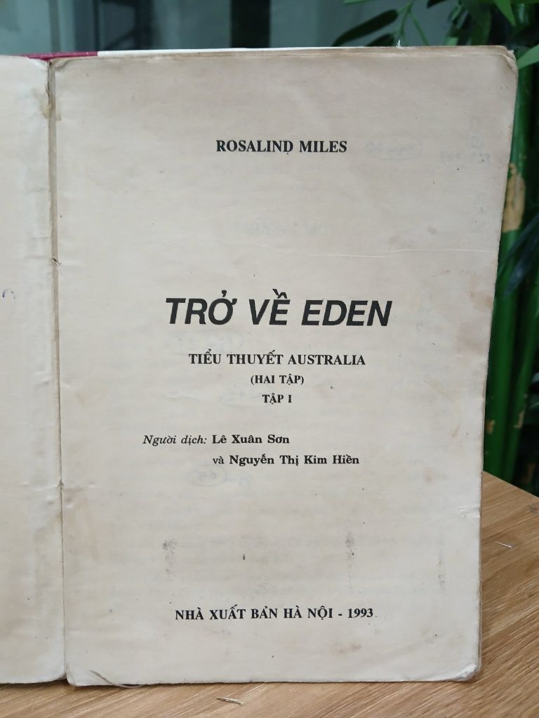 Trở Về Eden – Rosalind Miles - Ảnh thực tế 5