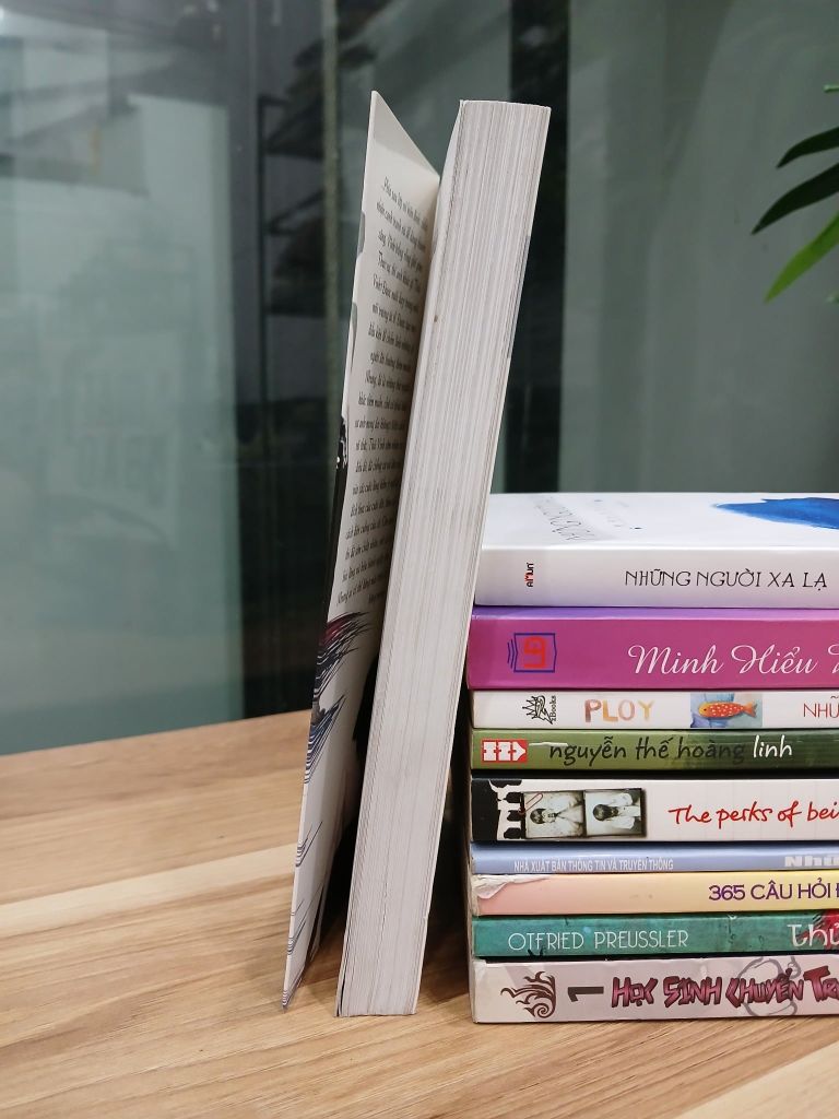 Mắt bão – Phan Hồn Nhiên - Ảnh thực tế 3