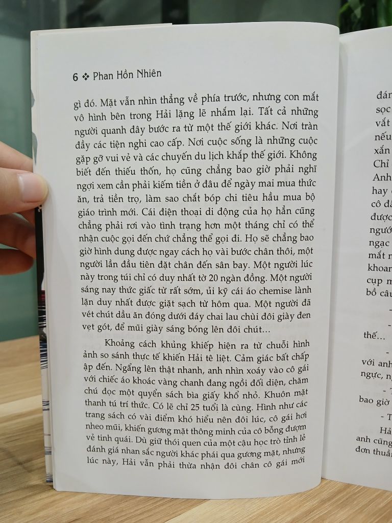 Mắt bão – Phan Hồn Nhiên - Ảnh thực tế 7