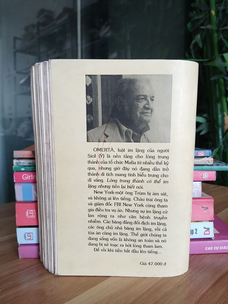 Luật im lặng – Mario Puzo - Ảnh chụp thực tế
