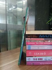 Lớp học Mật Ngữ 8 – Đặc sản hoa học trò – Nhiều tác giả - ảnh 4