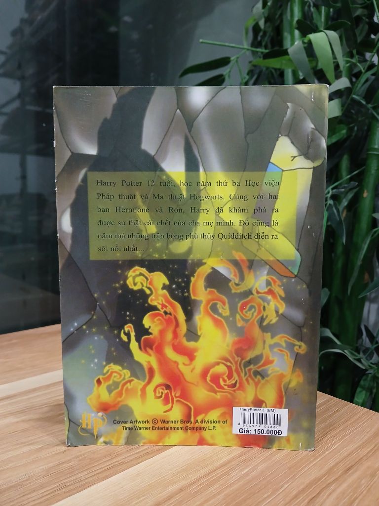 Harry Potter và tên tù nhân ngục Azkaban – J. K. Rowling - Ảnh thực tế 3