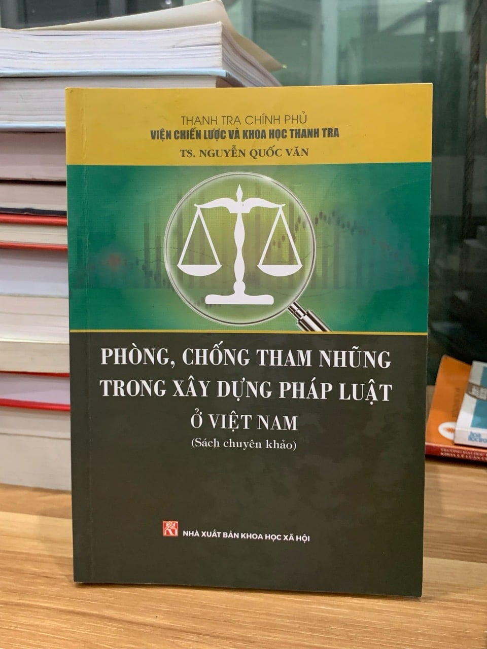 Phòng chống tham nhũng trong xây dựng pháp luật ở Việt Nam -TS Nguyễn Quốc Văn