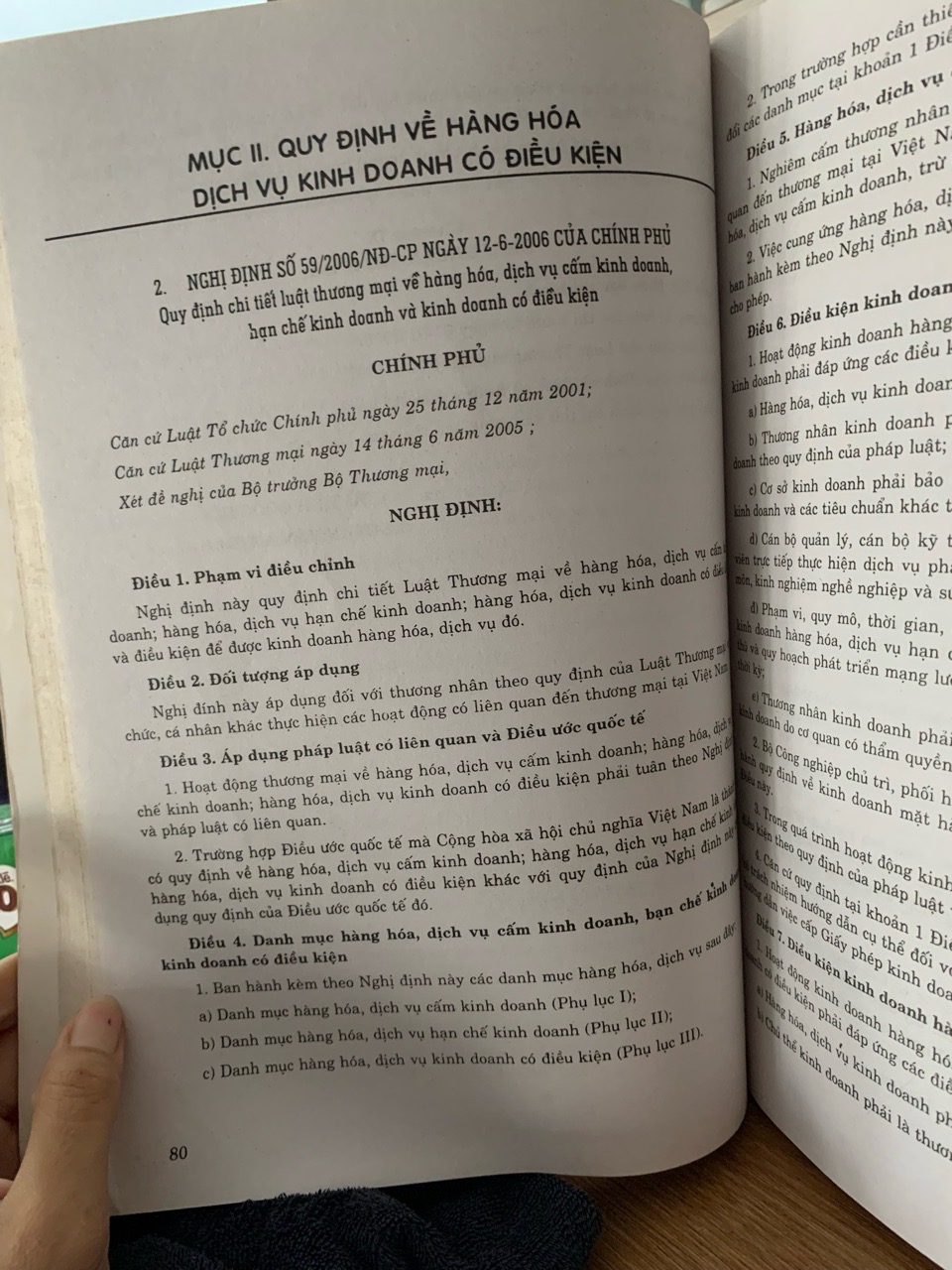 Luật thương mại và các văn bản hướng dẫn thi hành mới NXB tài chính