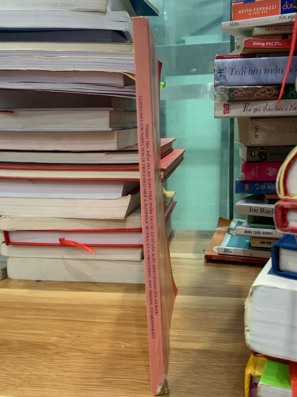 Thanh tra kiểm tra an toàn thực phẩm tại các cơ sở sản xuất kinh doanh sữa và rượu