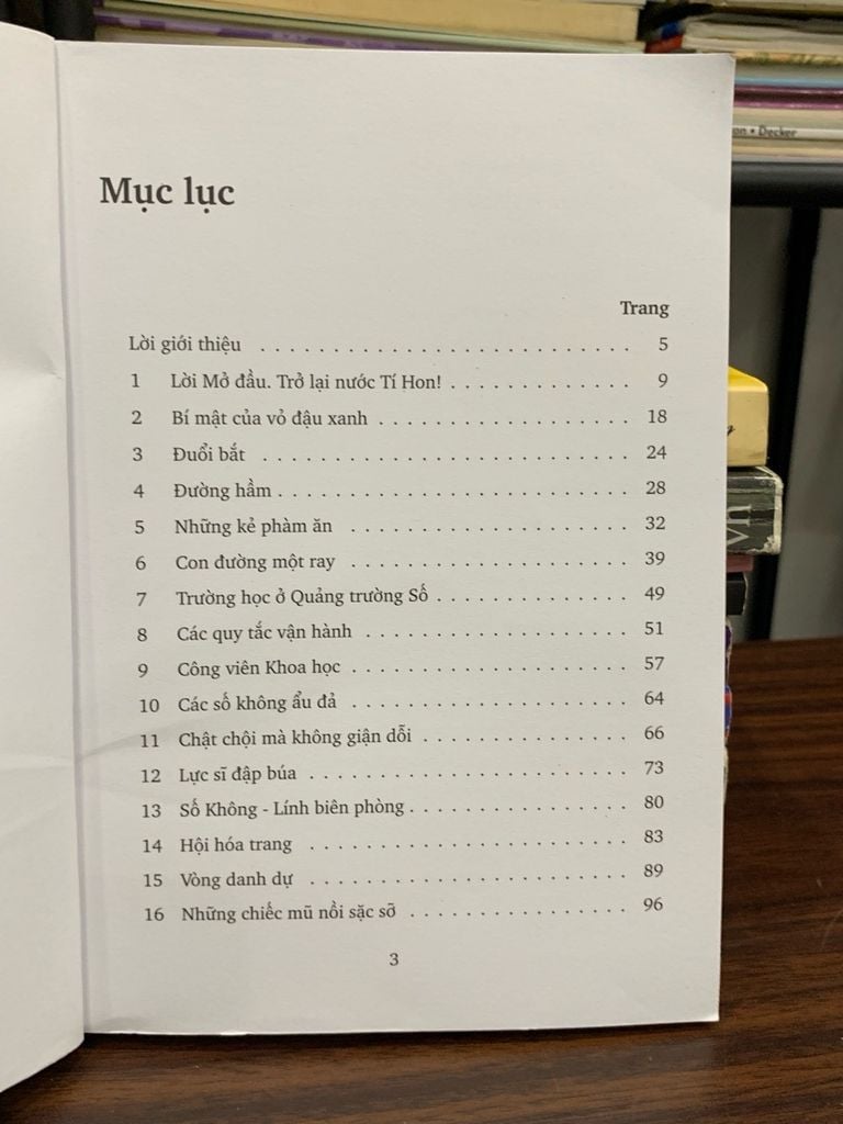 Người mặt nạ đen từ nước AL-Jabr — Vladimir Levshin & Emilia Aleksandrova - Ảnh thực tế 4
