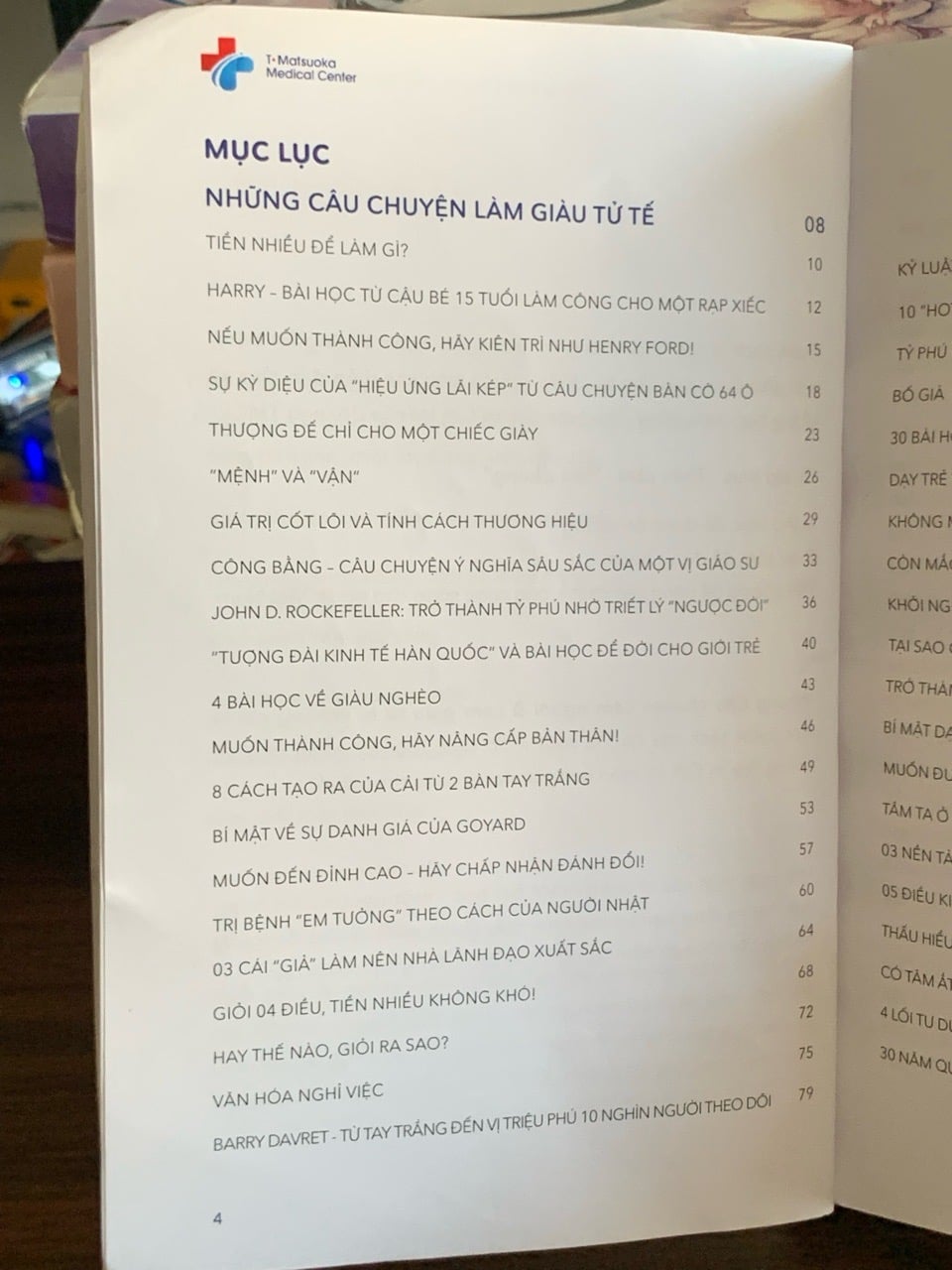 Những câu chuyện làm người & làm giàu tử tế – Nhiều tác giả