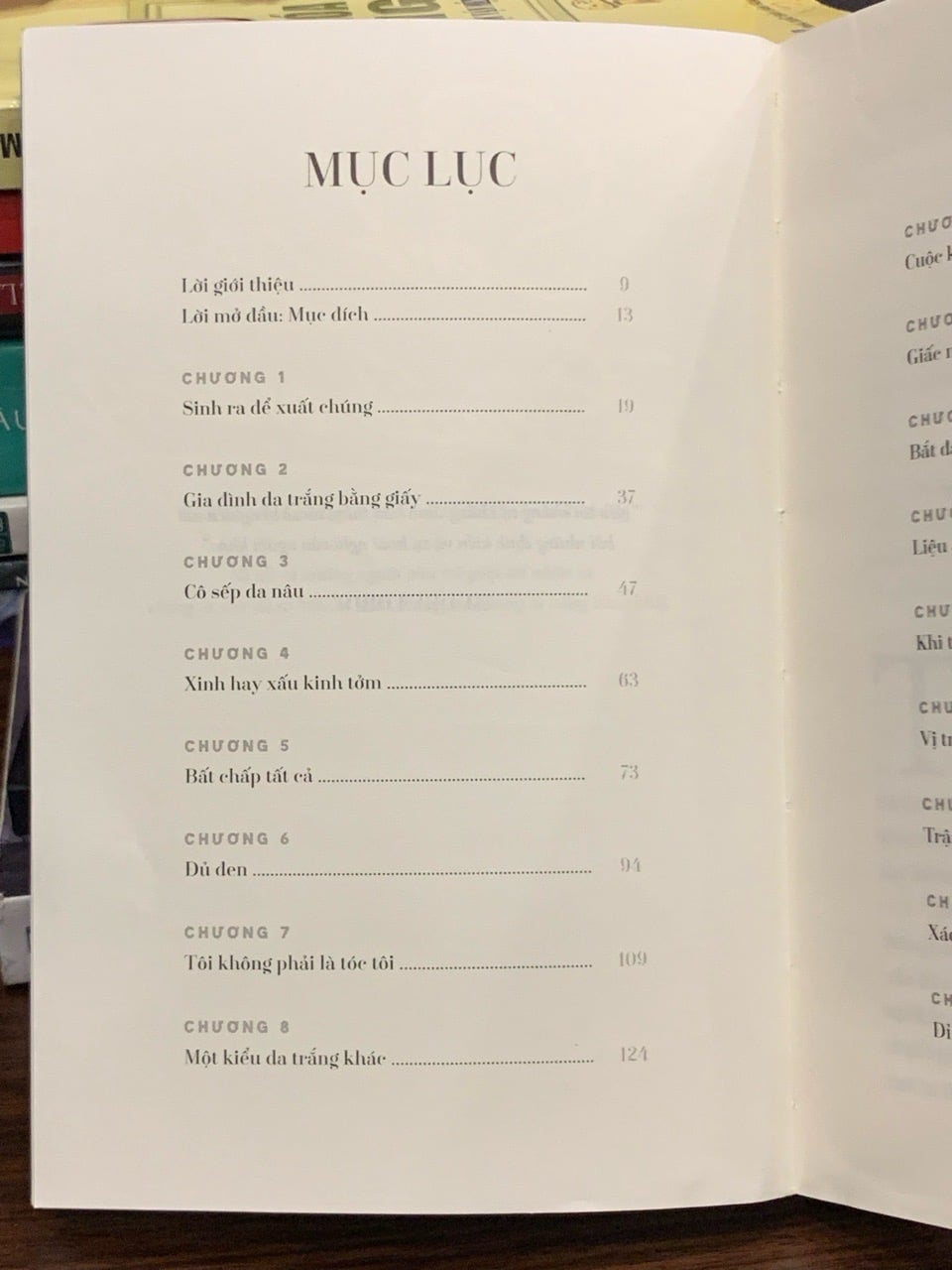 Sinh ra để xuất chúng – Elaine Welteroth