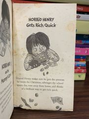 Horrid Henry Ưakes the Dead- Francesca Simon - ảnh 5