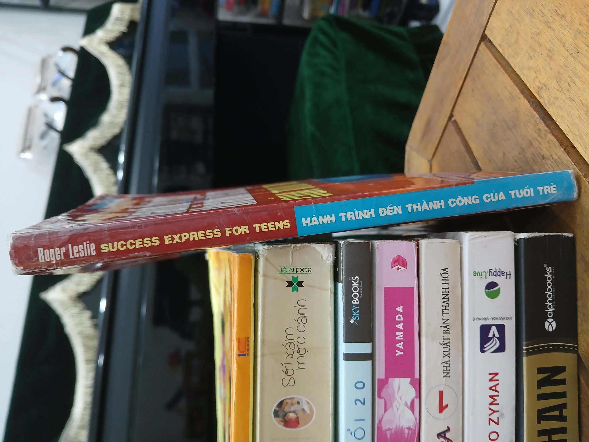 Hành trình đến thành công của tuổi trẻ (Success Express for Teens) — Roger Leslie