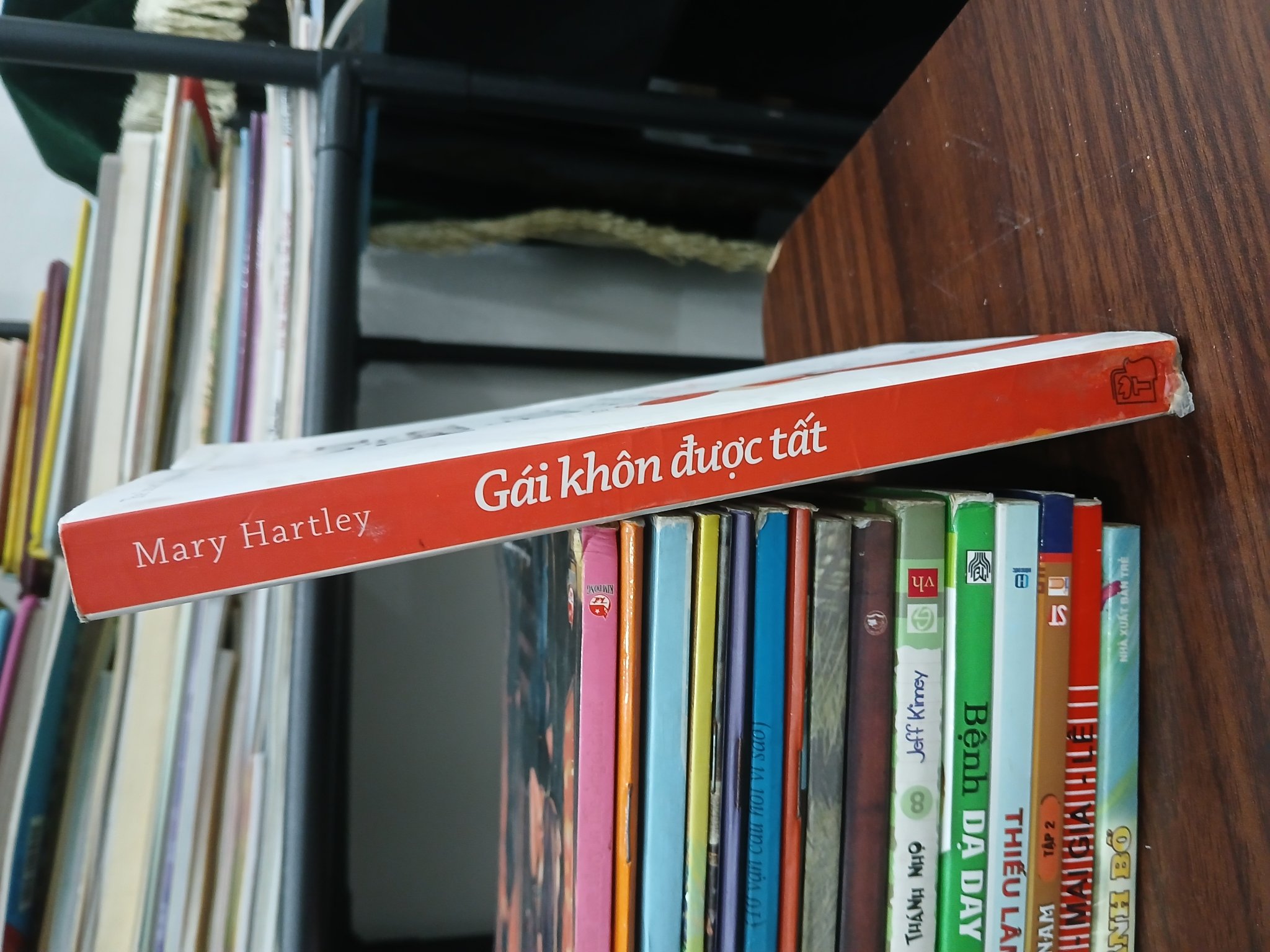 Gái khôn được tất — Mary Hartley
