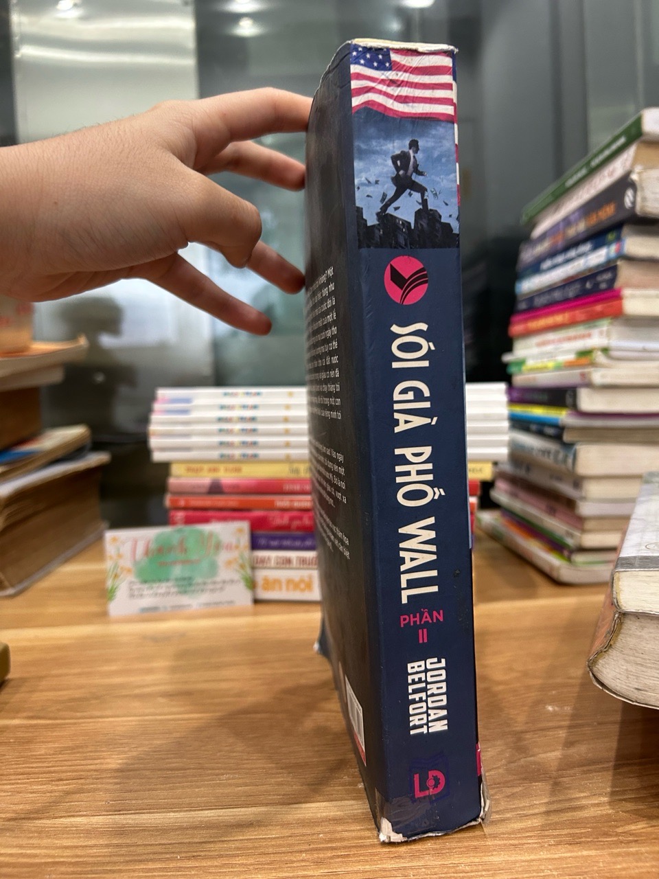 Sói gìa phố Wall phần II- Jordan Bellfort