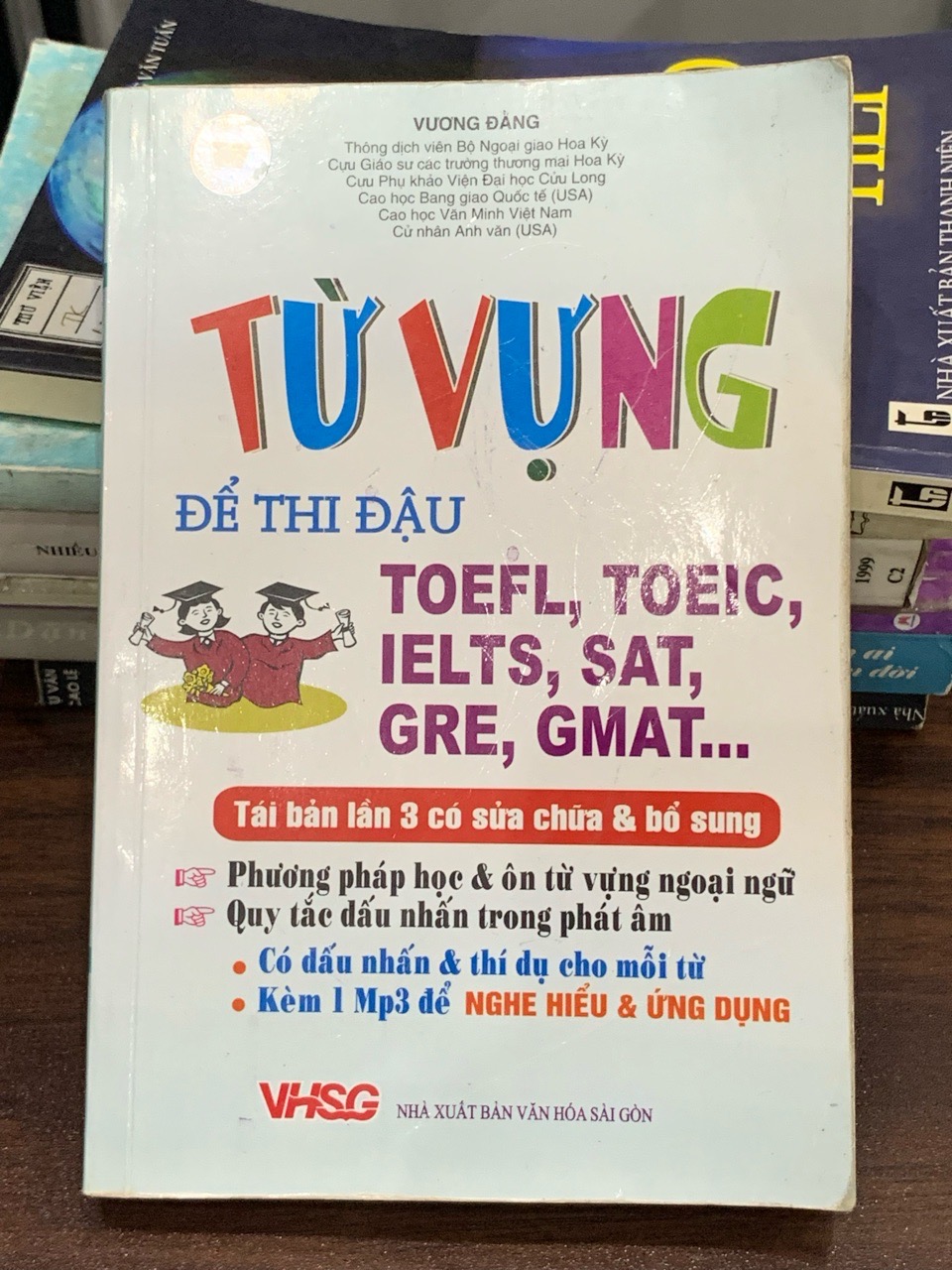 Ảnh sách Từ vựng để thi đại học: TOEFL, TOEIC, IELTS, SAT, GRE, GMAT… – Vương Đăng