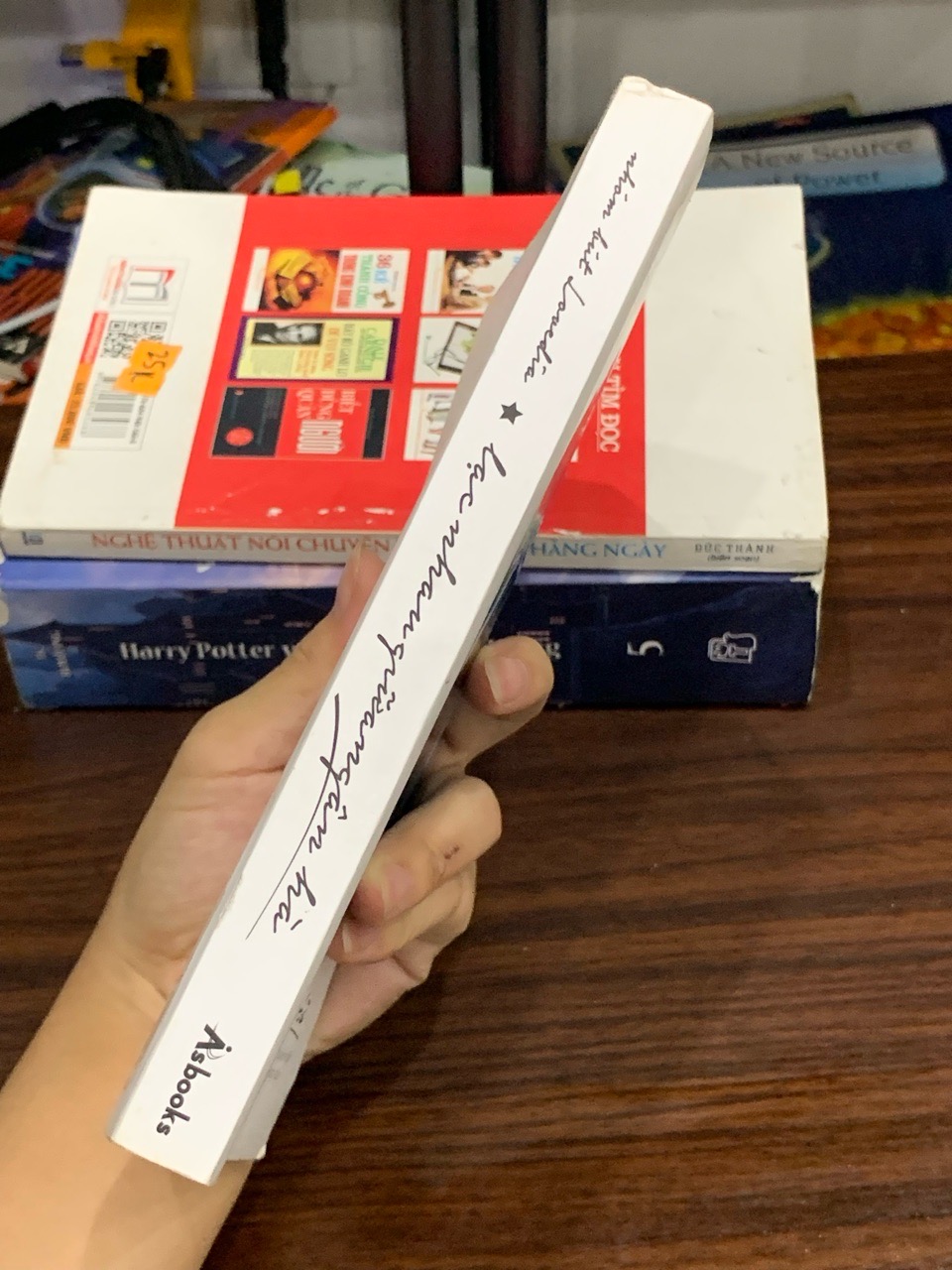 Lạc nhau giữa ngân hà- Nhóm bút Lovedia