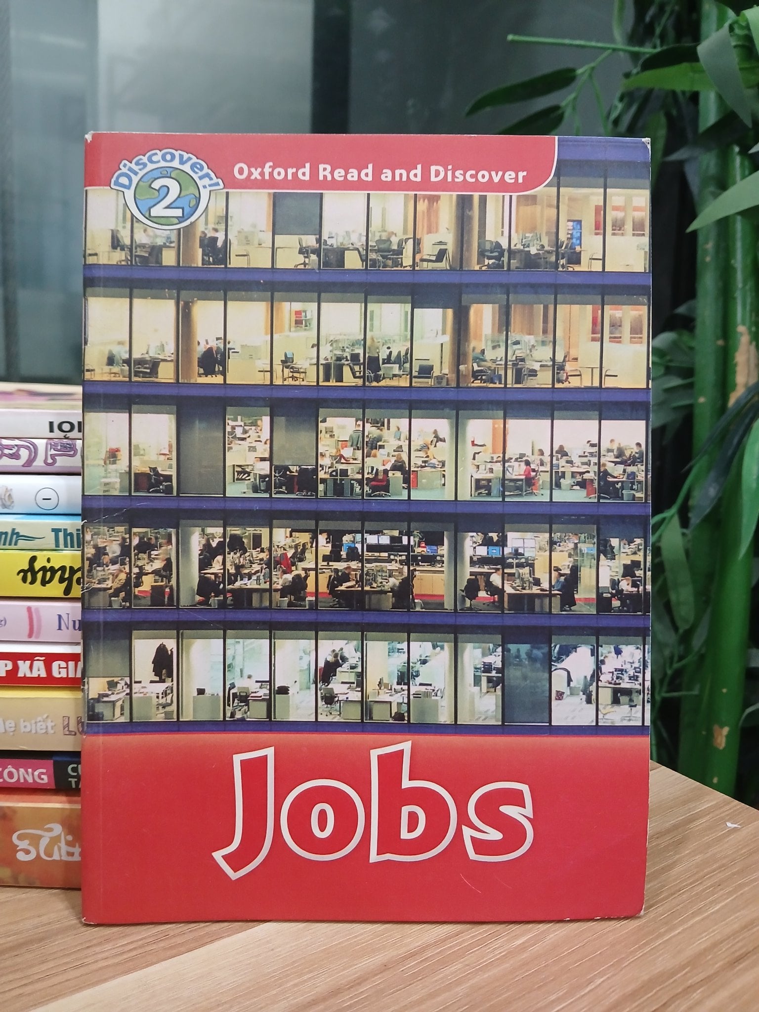 Jobs (Oxford Read and Discover 2)