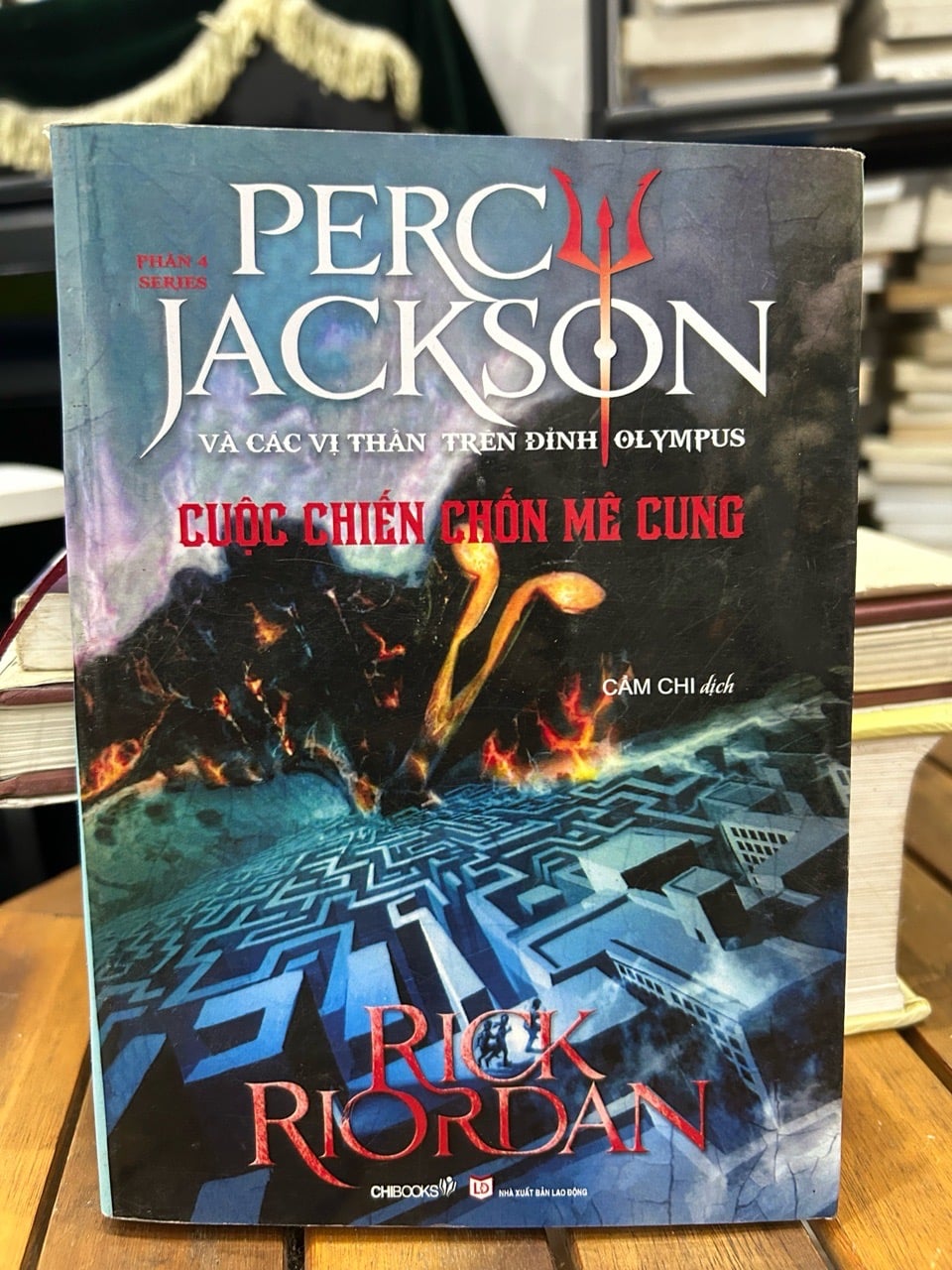 Cuộc chiến chốn mê cung – Rick Riordan