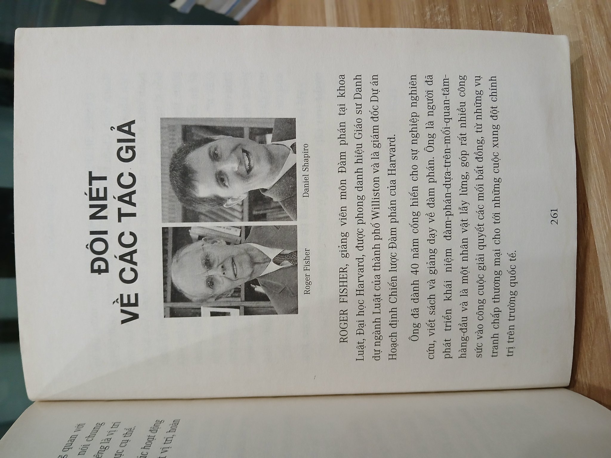 Sức mạnh của trí tuệ cảm xúc – Roger Fisher & Daniel Shapiro