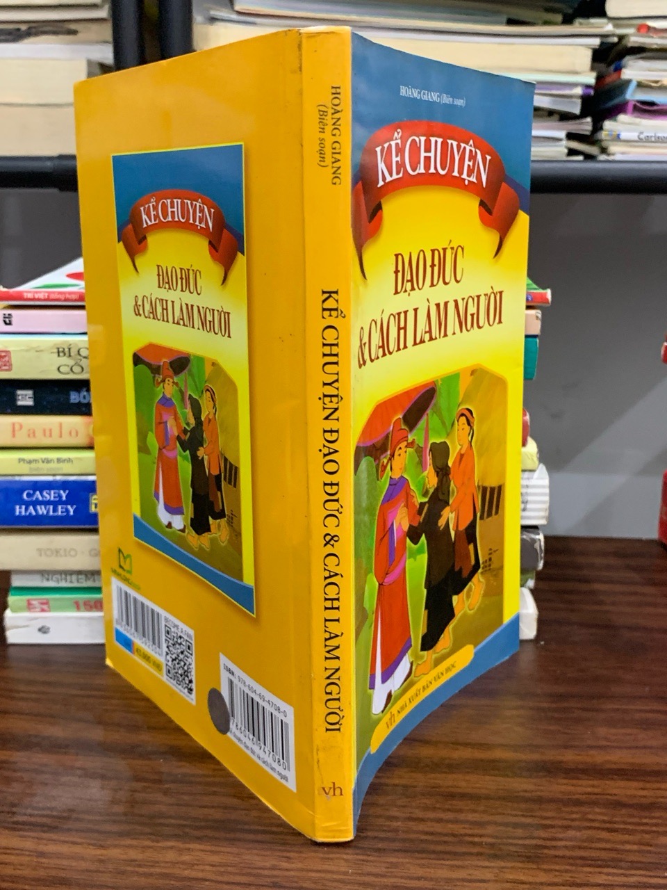 Kể chuyện đạo đức và nhân cách làm người- Hoàng Giang