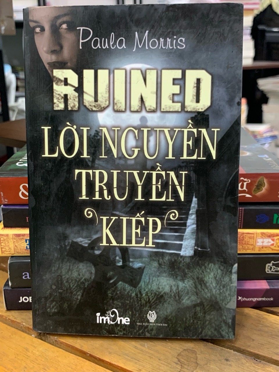 Lời nguyền truyền kiếp -paula morris