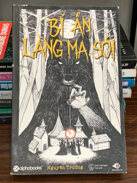 Bí ẩn làng ma sói – Nguyễn Trường (Board Game VN – Alphabooks)