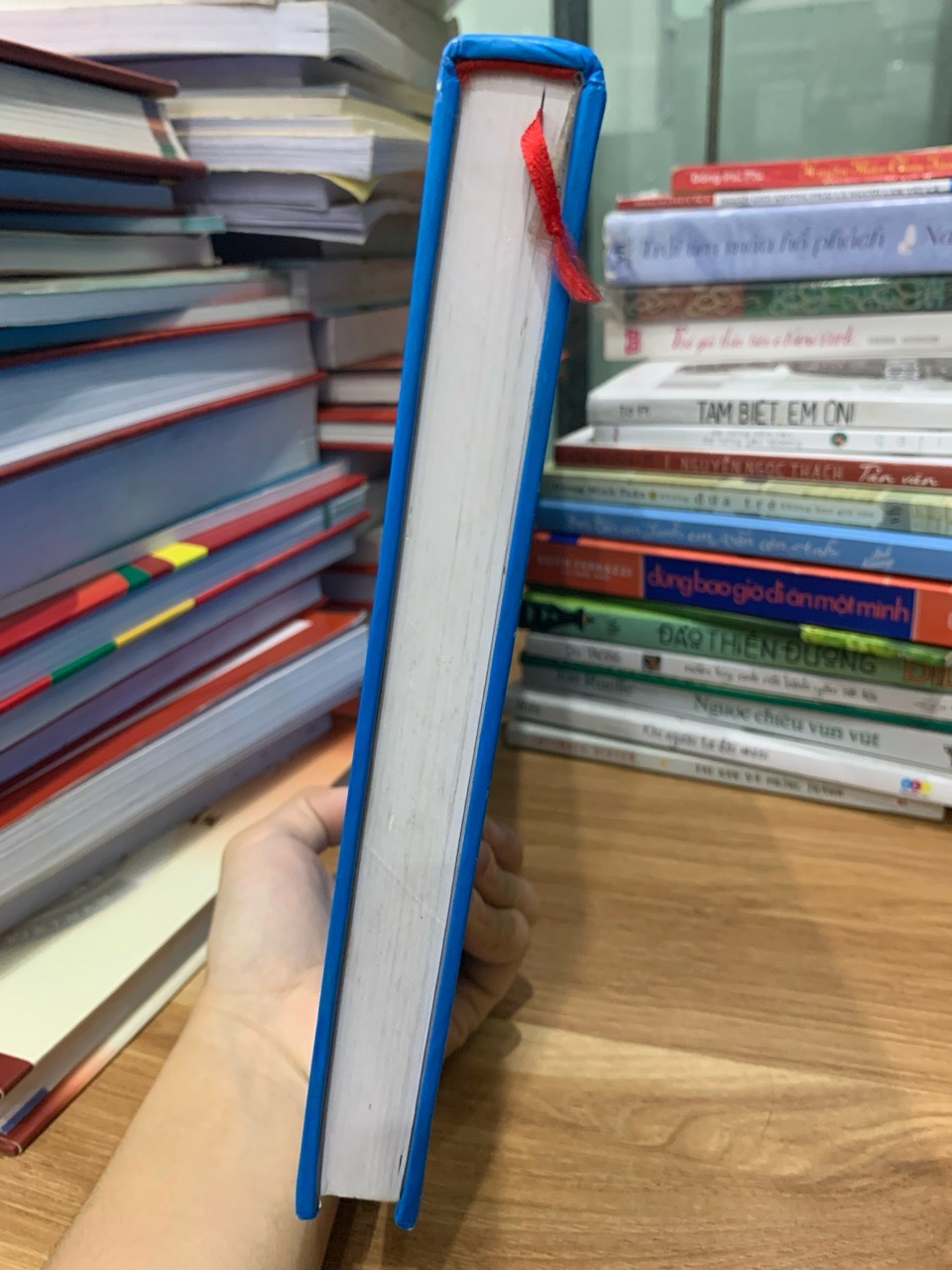 Thuốc kháng virut HIV , chăng cho người có HIV/AIDS ở Việt Nam những vấn đề pháp lý và thương mại