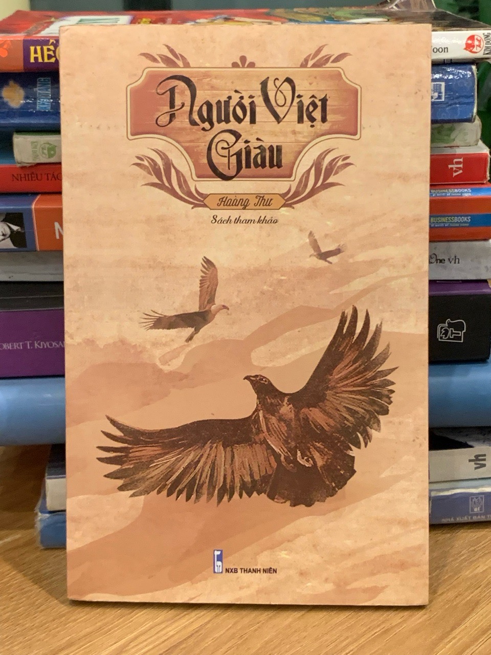 Người Việt giàu – Hoàng Thư (sách tham khảo)