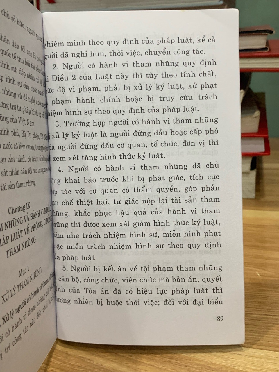 Luật phòng chống tham nhũng