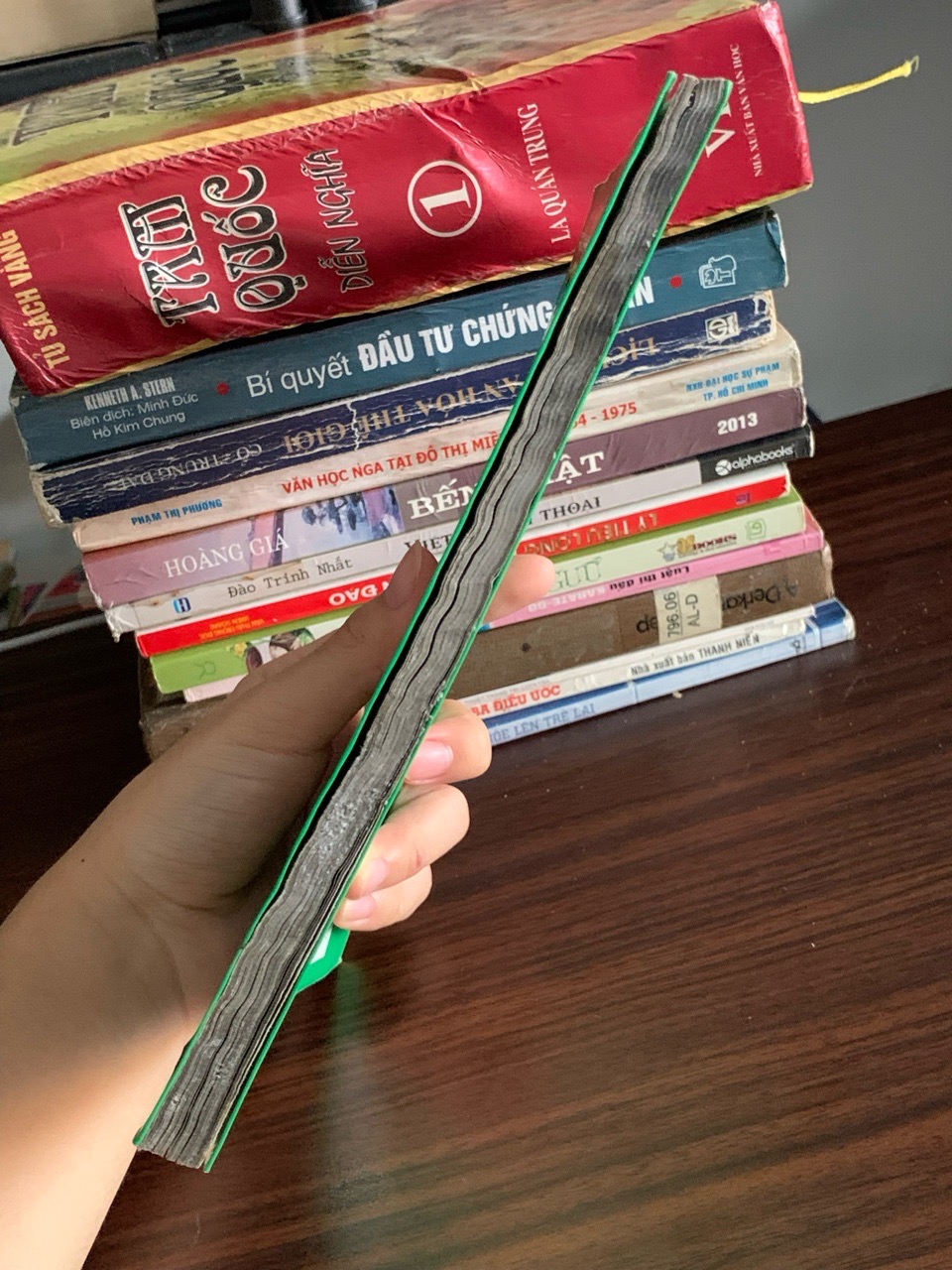 Cô nhóc Tiểu Anh Đào – Táo Xanh