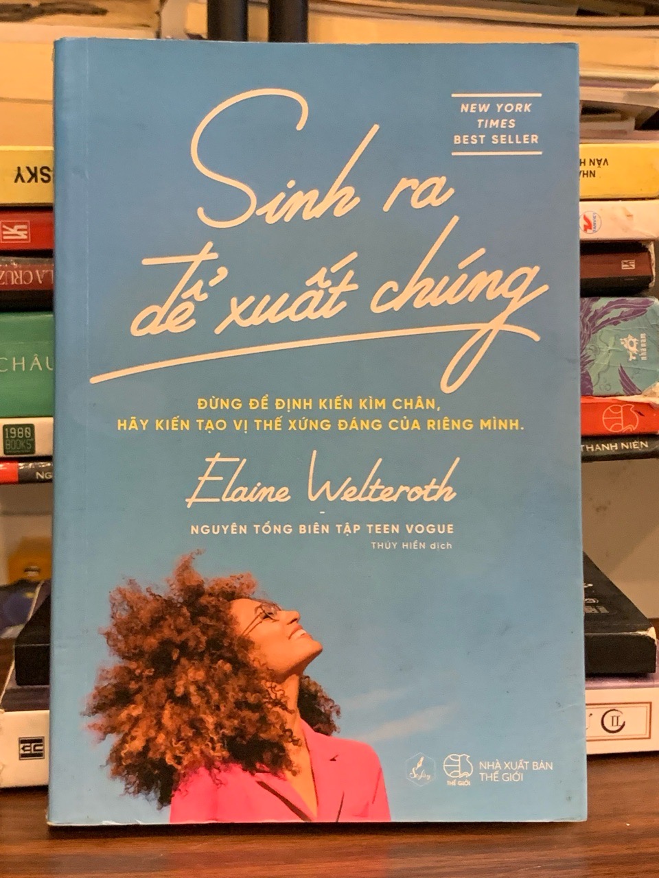 Sinh ra để xuất chúng – Elaine Welteroth