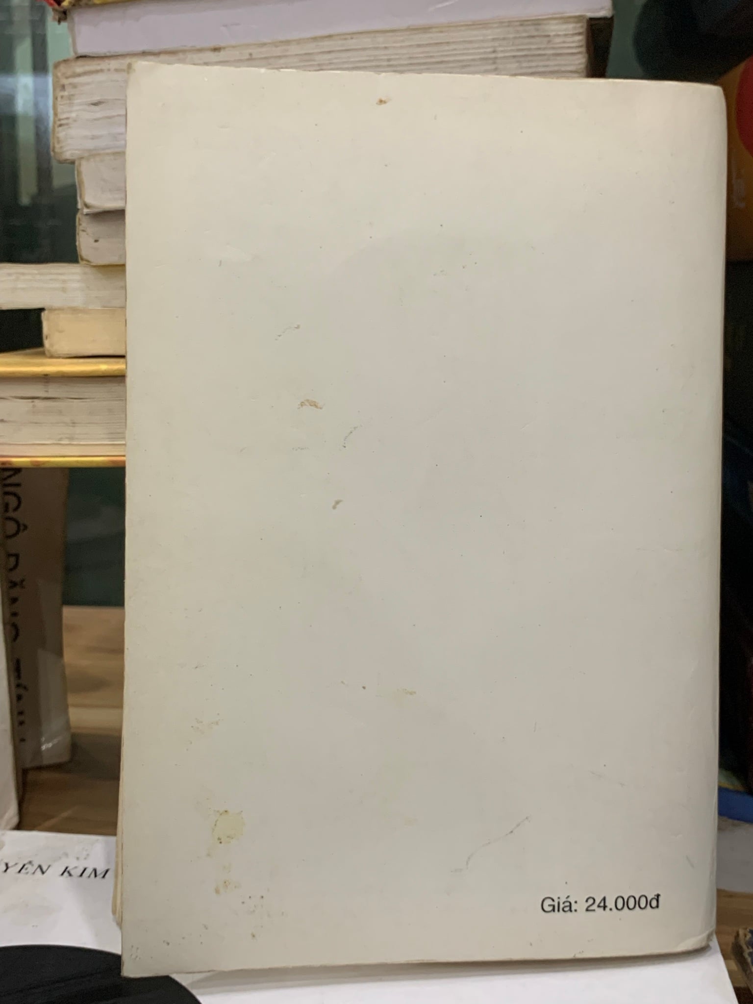 Những Dấu Chân Trên Tuyết - Tiểu Thuyết Lịch Sử Về Nguyễn Trãi Của Hàn Quang Tự