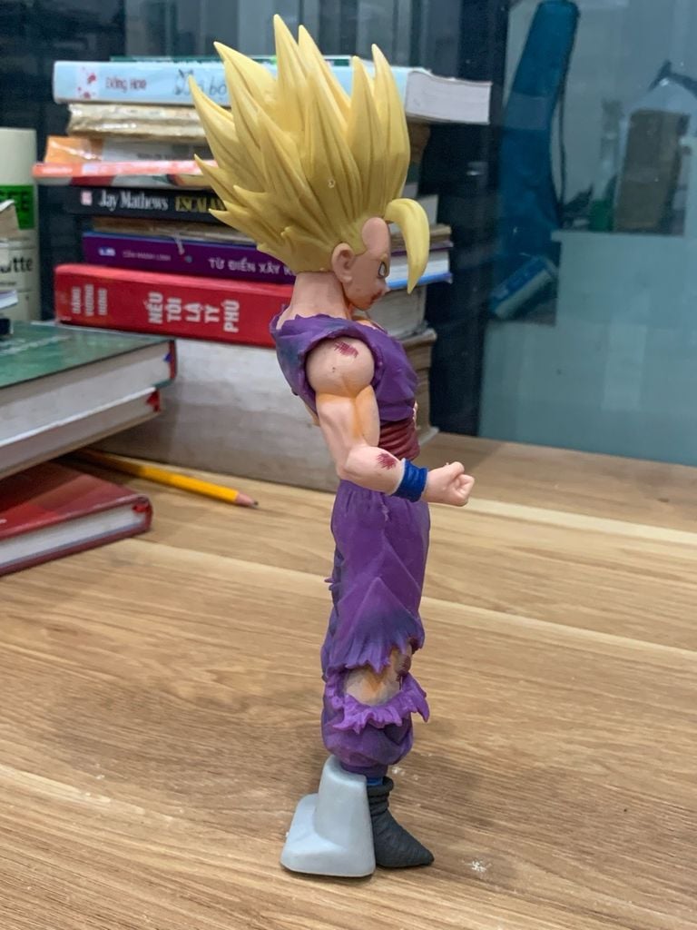 Mô hình Son Goku Super Saiyan Tóc Vàng cao 18.5cm - Nhân vật Dragon Ball Z - Ảnh thực tế 3