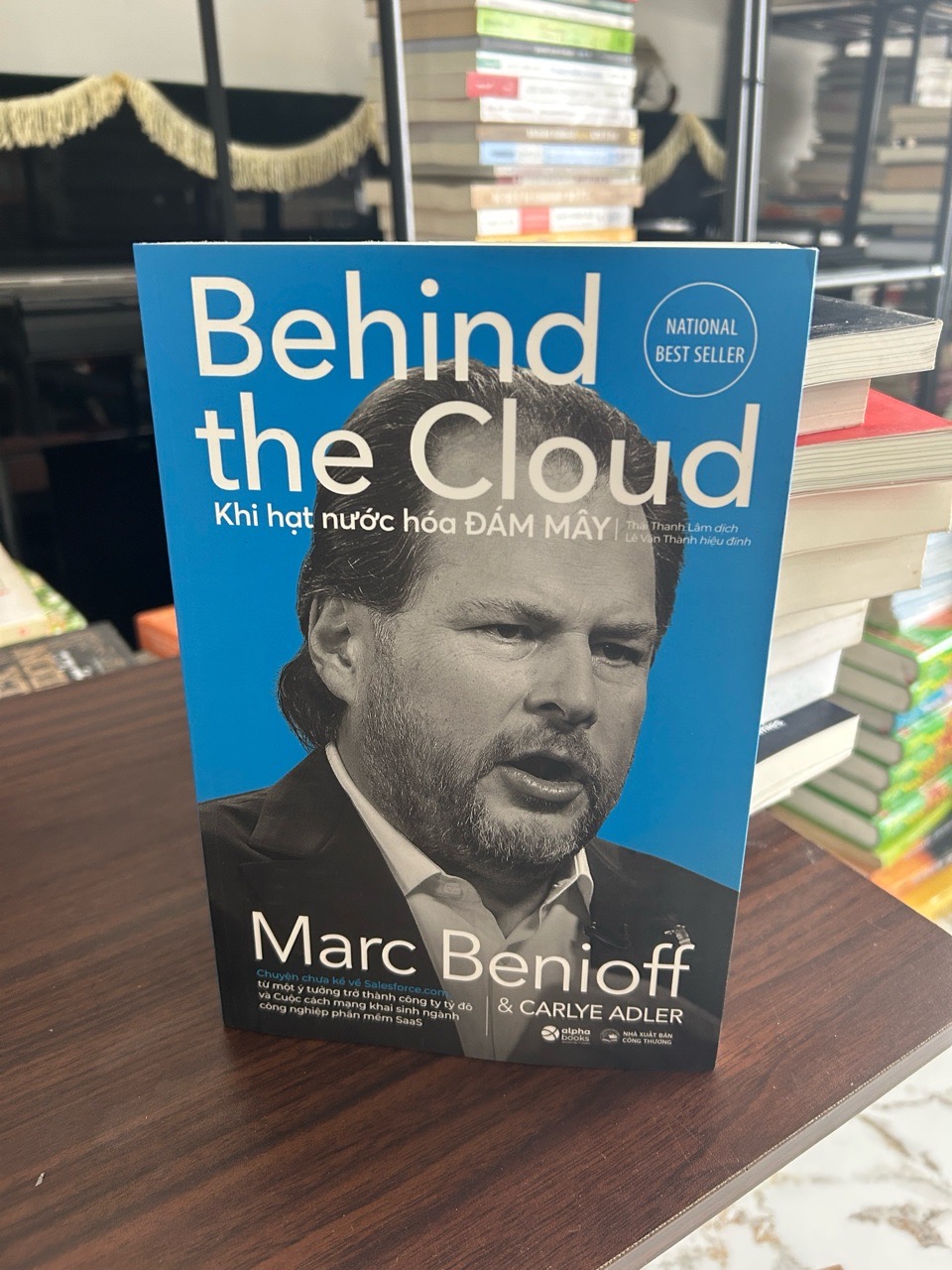 Khi hạt nước hóa ĐÁM MÂY- Marc Benioff & Carlye Adler