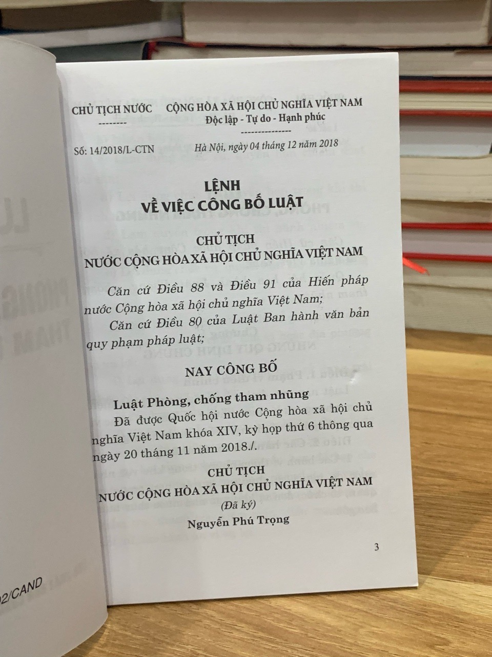 Luật phòng chống tham nhũng